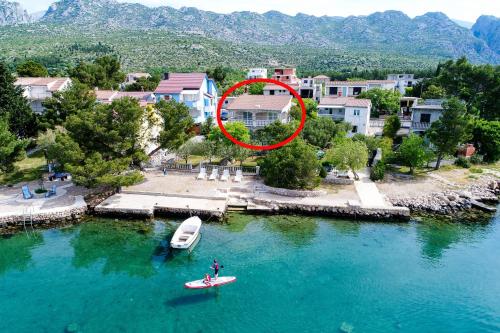 Apartments by the sea Seline, Paklenica - 6531 - Location saisonnière - Starigrad-Paklenica