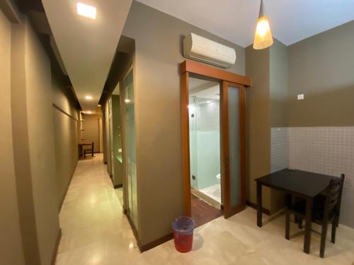 Interior view, Peninsula Residents All Suite Hotel near Semantan MRT Station
