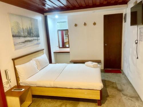 Guestroom, Marion Hotel  in Marikina