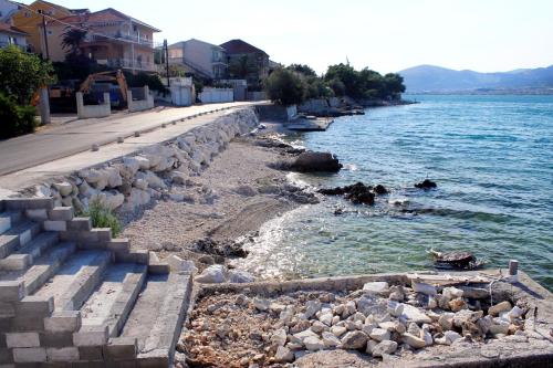 Apartments by the sea Arbanija Ciovo - 7545 - image 9