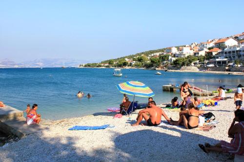 Holiday house with a parking space Mastrinka Ciovo - 7583 - image 9