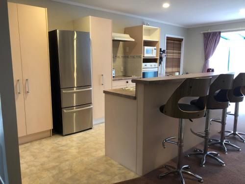 Observation Holiday Home in ปาราปาเรามู