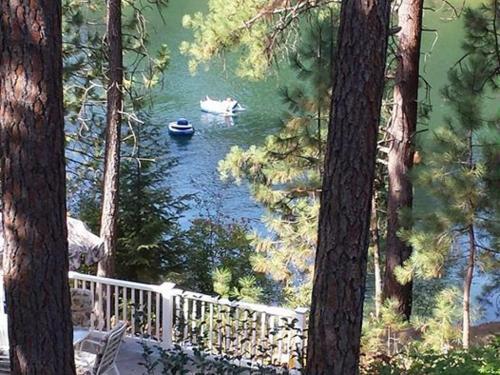 River Cove Elegant Waterfront Bed & Breakfast - 전망