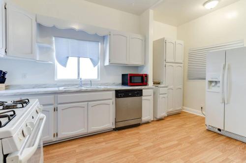 5 Bedroom Koreatown Charmer near DTLA, Los Angeles (fotografie 7)