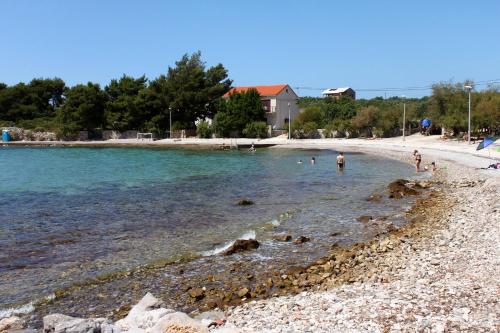 Apartments by the sea Sucuraj Hvar - 14736 - main image