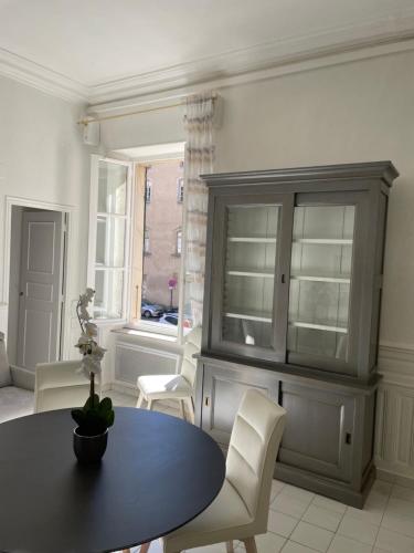 Maison du Cloitre Couvent des Carmes in Narbonne