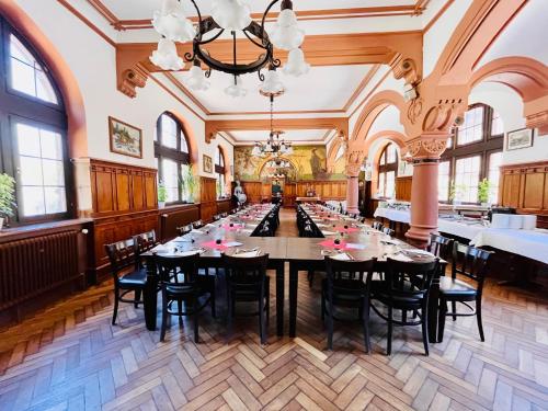 Hotel Hoepfner Burghof - image 10