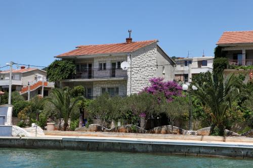 Apartment Vinisce 4892b - image 14