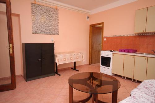 Apartment Pag 6467c - image 2