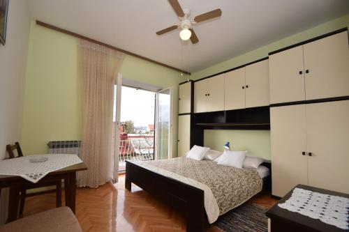 Apartment Starigrad 6594a - image 11