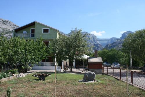 Apartment Starigrad 6606b - Location saisonnière - Starigrad-Paklenica