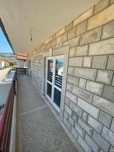 Балкон, Apartman Vujovic in Требін