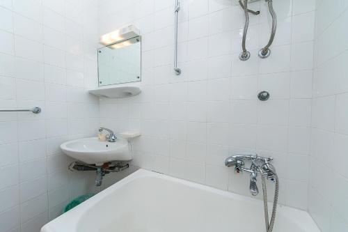 Studio Baska Voda 6773c - image 2