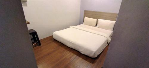 Dream House Hotel – Skudai, CO