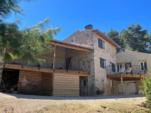 Les Fermes de Manat gîte romantique avec piscine balnéo et sauna