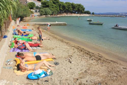 Apartments by the sea Duce Omis - 14587 - image 4