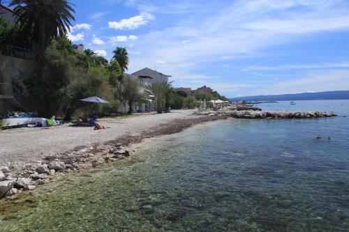 Apartments by the sea Podstrana Split - 16793 - image 7