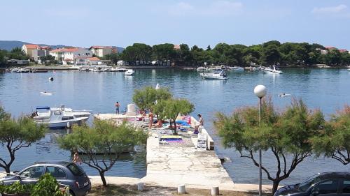 Apartments by the sea Sukosan Zadar - 17203 - image 13