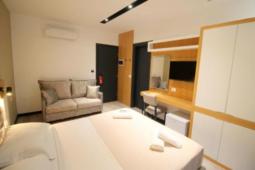 Family Room with Sea View image 6