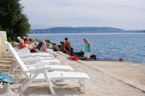  Apartments by the sea Seget Vranjica, Trogir - 2037 in Trogir