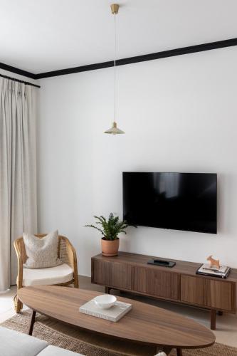 Studio in Burj Views by Radiance Vacation Stays - image 7