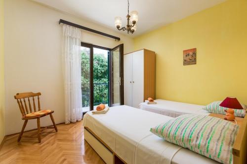 Two-Bedroom Apartment with Terrace image 10