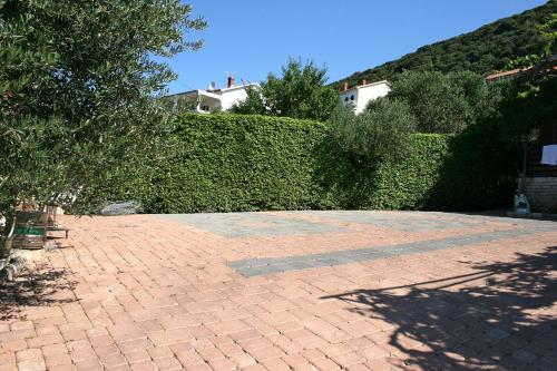 Apartments by the sea Supetarska Draga - Gornja Rab - 5053 - image 3