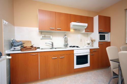 Apartments by the sea Supetarska Draga - Gornja Rab - 5053 - image 13