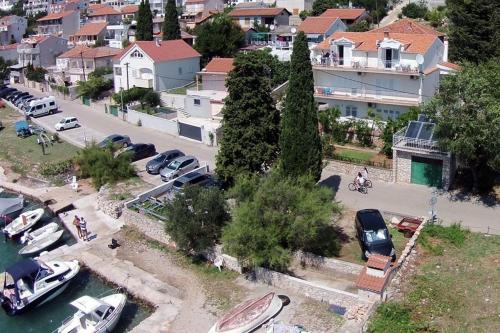  Apartments by the sea Tisno, Murter - 5141 in Tisno