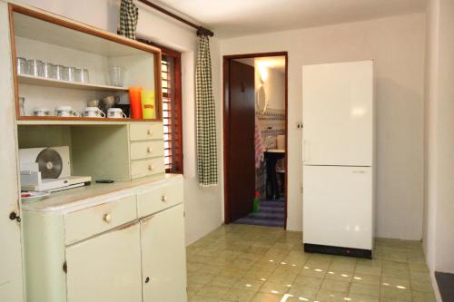 Apartments by the sea Necujam Solta - 5186 - image 4