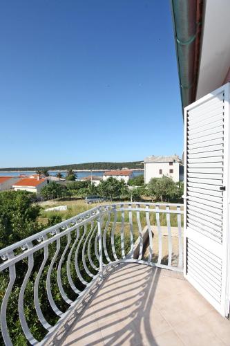 Apartments and rooms by the sea Barbat, Rab - 5068