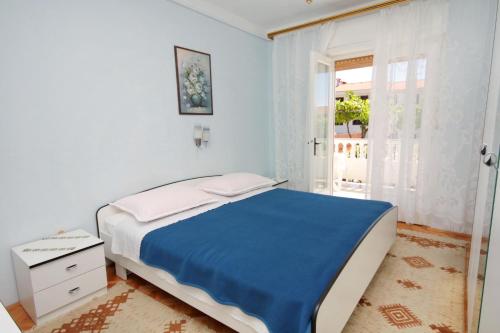Apartments and rooms with parking space Palit Rab - 5061 - image 4