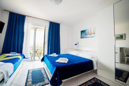 Studio with Balcony and Sea View room in Apartments by the sea Selce Crikvenica - 5206