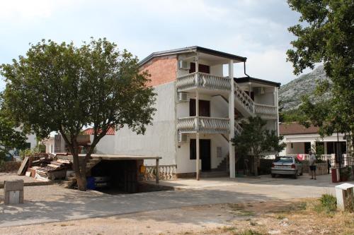  Apartments with a parking space Starigrad, Paklenica - 6618 in Starigrad-Paklenica