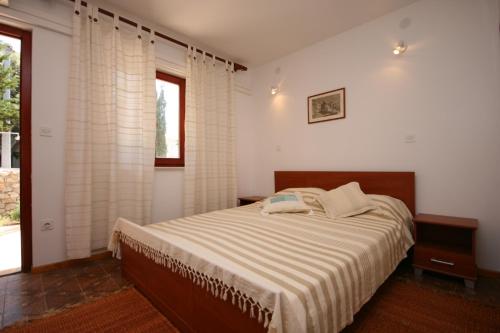 Apartments by the sea Mandre Pag - 6474 - image 13