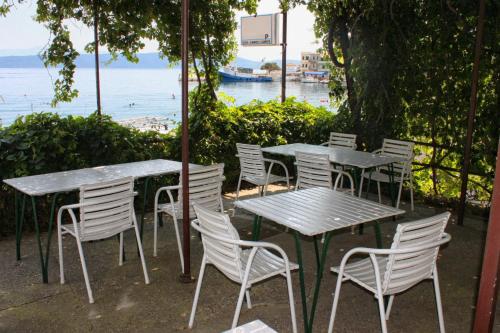 Apartments by the sea Igrane, Makarska - 6653