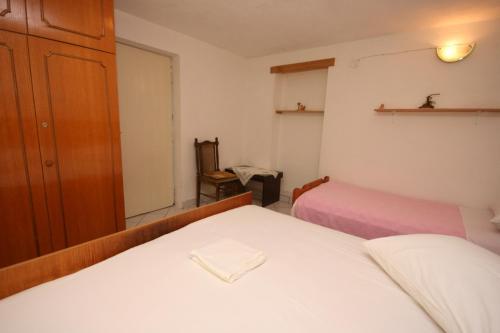 One-Bedroom Apartment with Terrace image 8