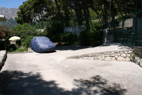 Apartments by the sea Zaostrog Makarska - 6799 - image 6