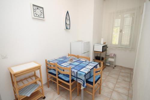 Apartments by the sea Podgora Makarska - 6782 - image 13