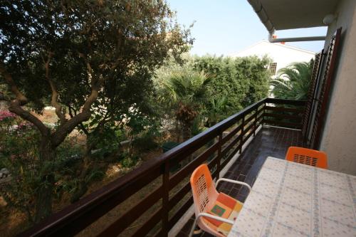 Apartments by the sea Mandre Pag - 6545 - image 3