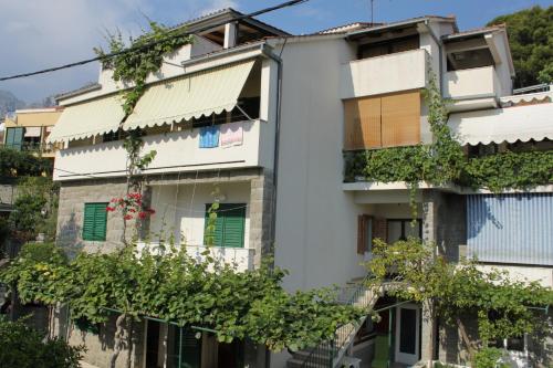  Apartments by the sea Podgora, Makarska - 6664 in Podgora