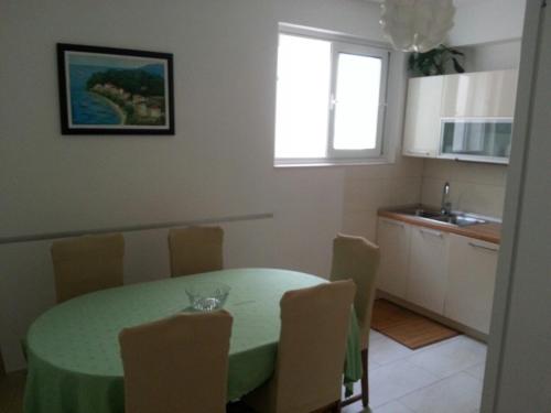 Apartments by the sea Podgora Makarska - 6780 - image 5