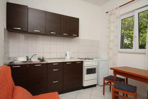 ห้องครัว, Apartments with parking space Makarska - 6791 in เวลิโก บรึโด