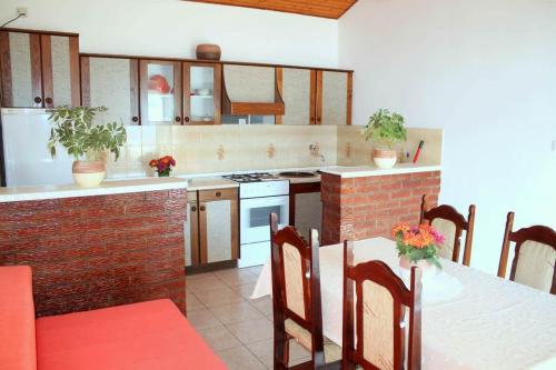 Two-Bedroom Apartment with Terrace and Sea View image 7
