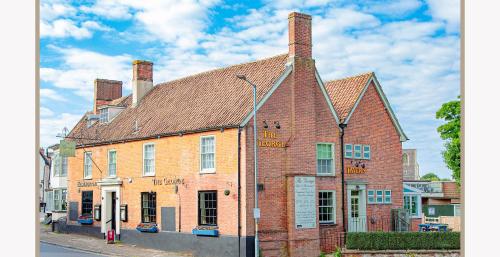 B&B Dereham - The George Hotel, Dereham - Bed and Breakfast Dereham