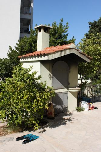 Apartments and rooms by the sea Makarska - 6839 - image 14