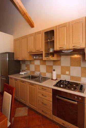 Seaside holiday house Tisno Murter - 5094 - image 6