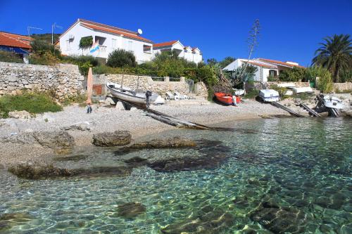 Seaside holiday house Milna, Vis - 8900