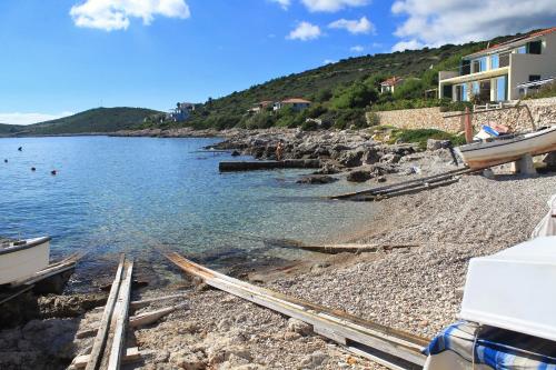 Seaside holiday house Milna, Vis - 8900