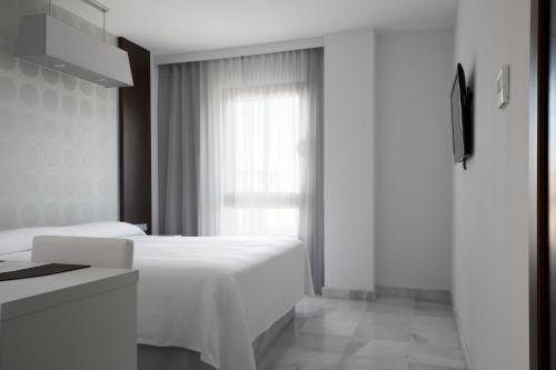 Suittes Hotel Room Type - Standard Twin Room